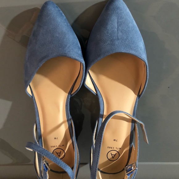 Small wedge heels - Picture 2 of 2